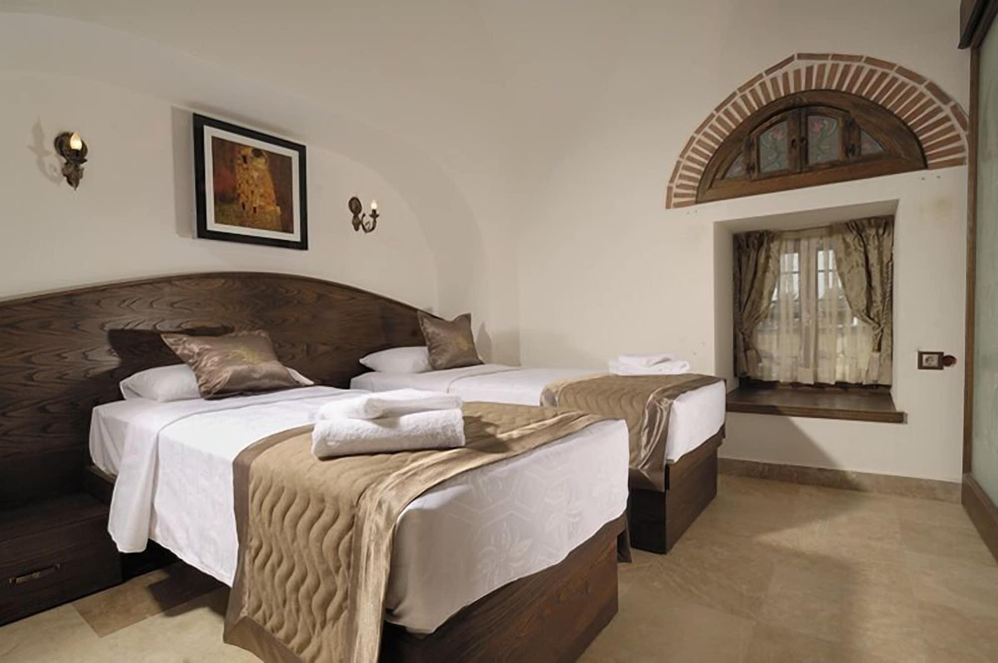 Cesme Kanuni Kervansaray Historical Hotel Zewnętrze zdjęcie